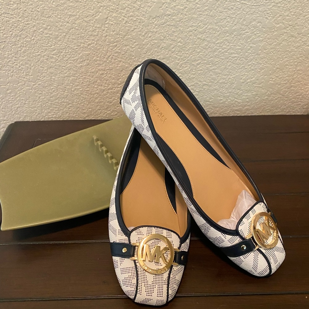 Michael Kors Fulton Moccasins/Flats Navy and cream